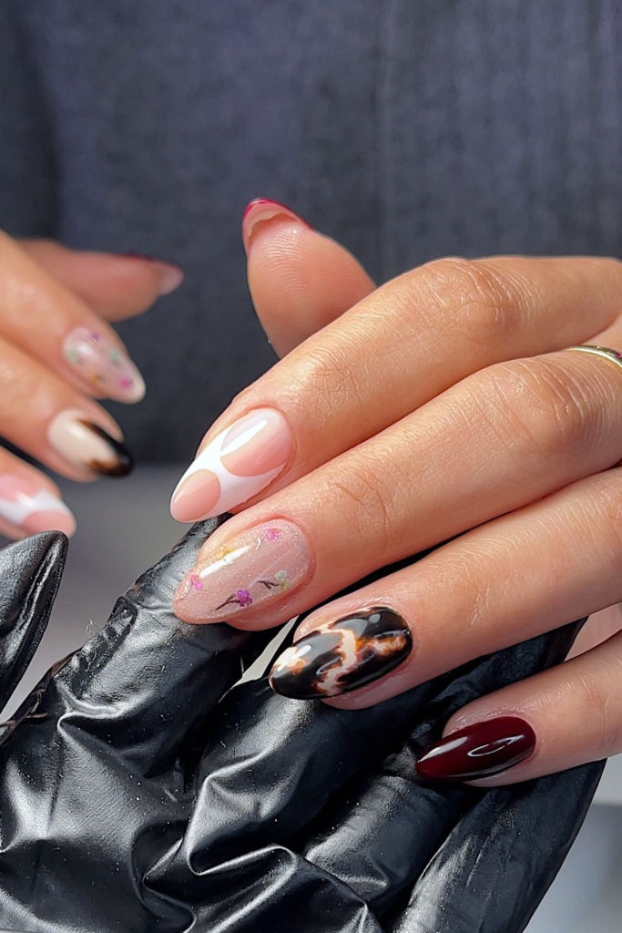 Spring-themed nails | 2025 trends