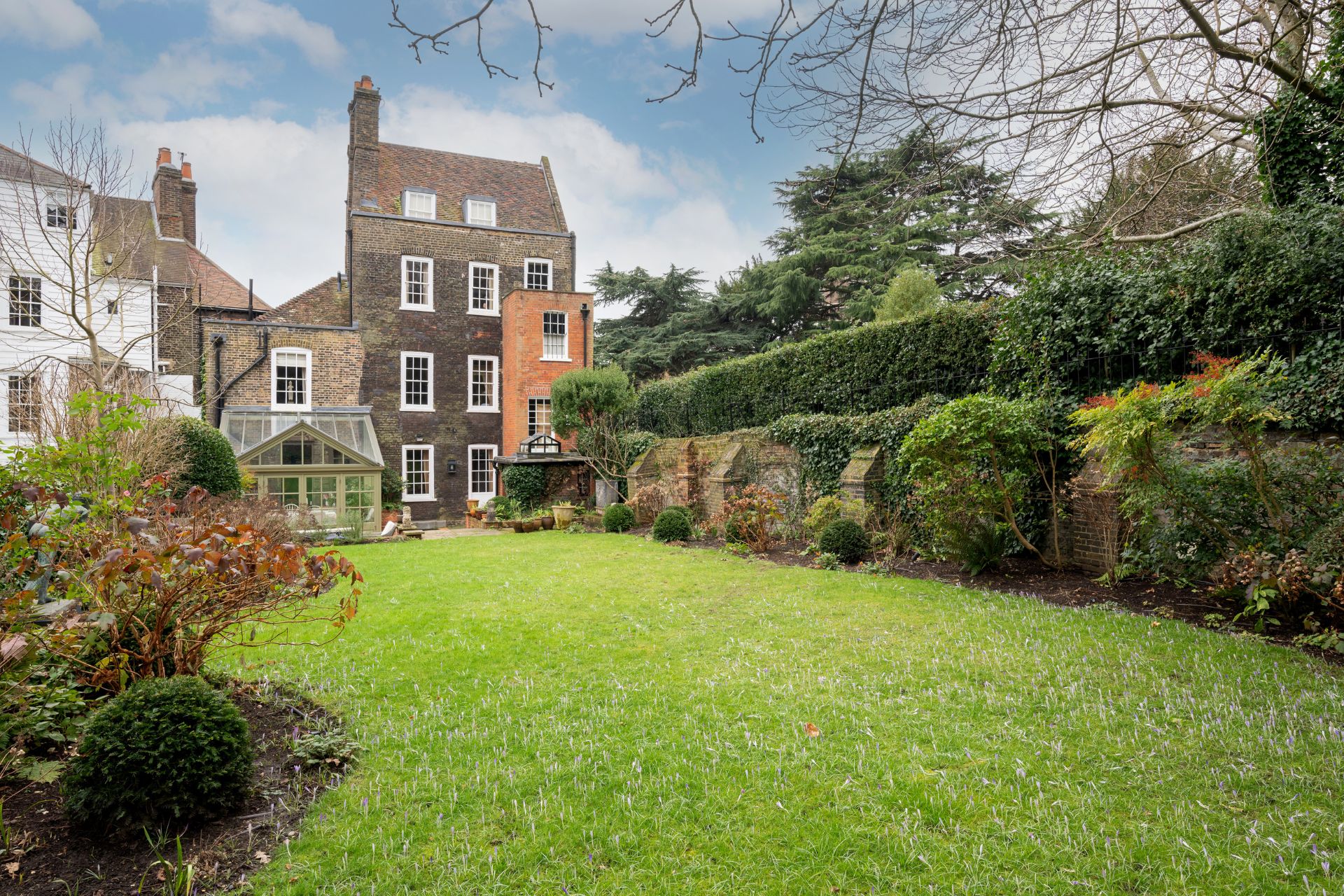 Large rear garden of Hampstead townhouse