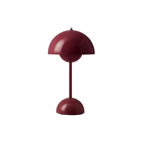 Metal portable lamp with curved shade and red finish