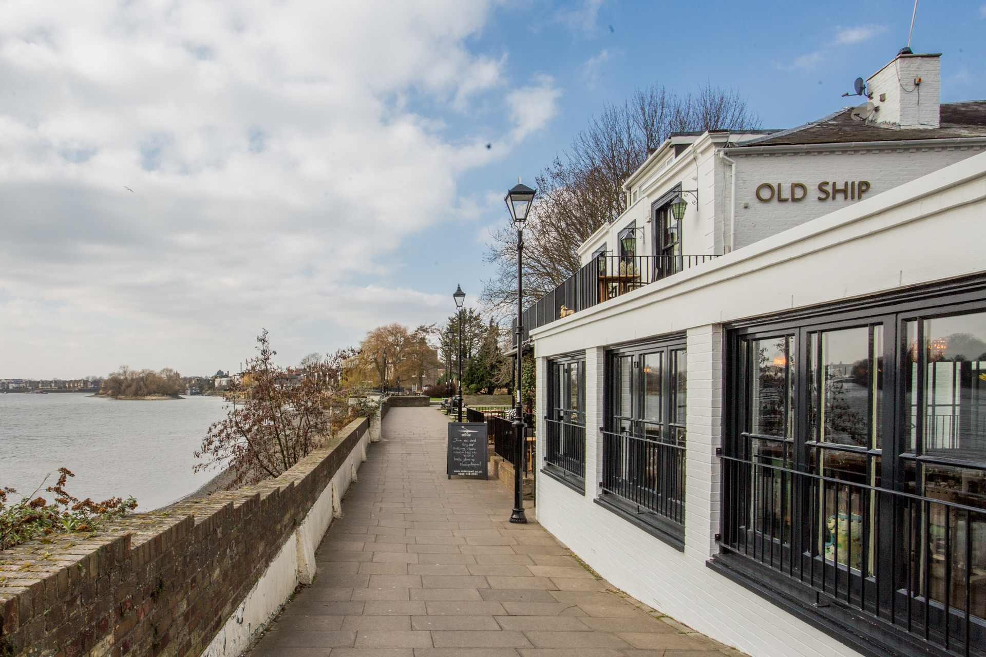 Exterior of The Old Ship pub in Hammersmith