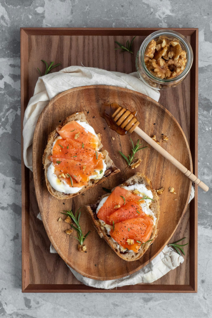 Salmon on toast