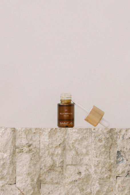 05 Illuminate: Vitamin C Glow Oil 12ml