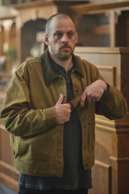 Daniel Brennan (MATTHEW GURNEY) in Reunion.
