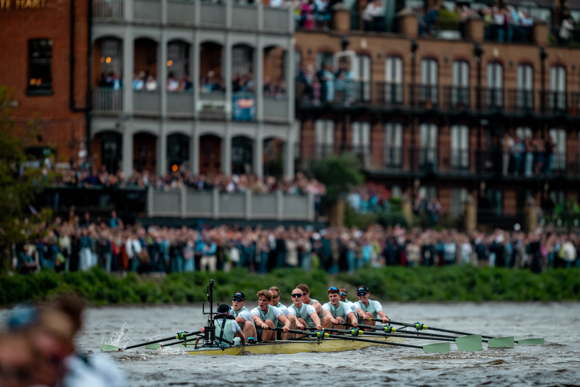 Crowds watching The Boat Race