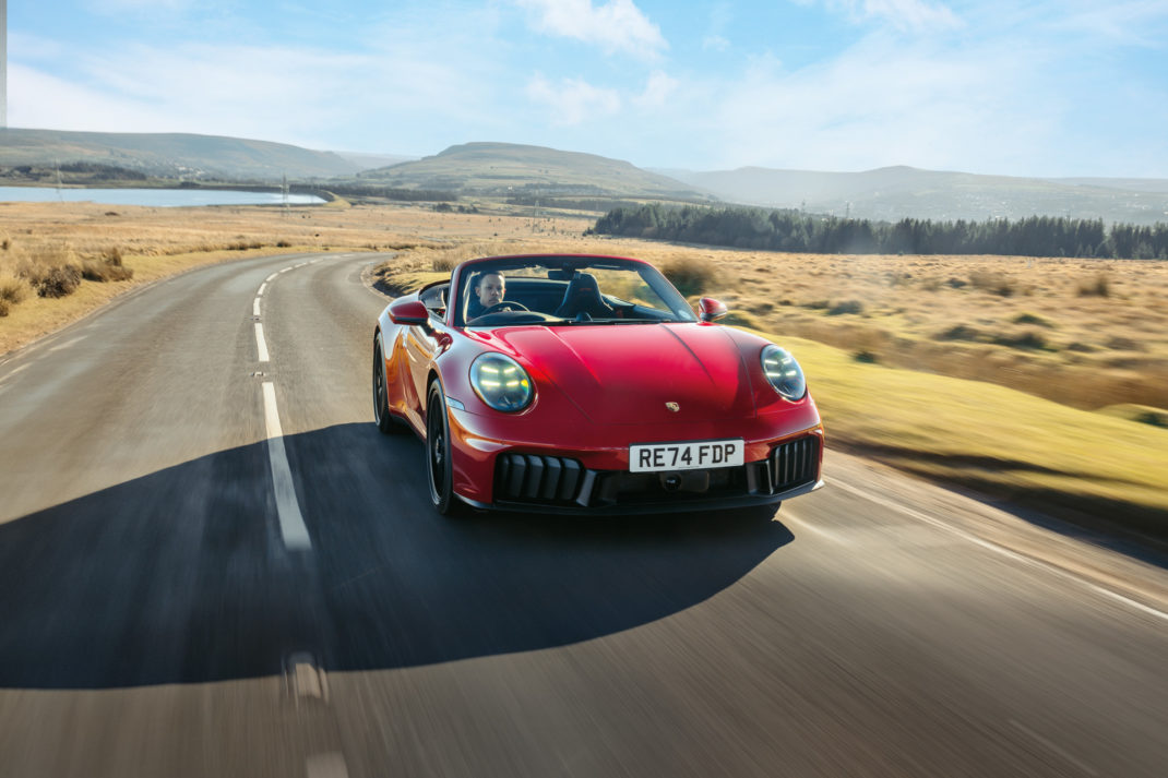 Porsche 911 in red