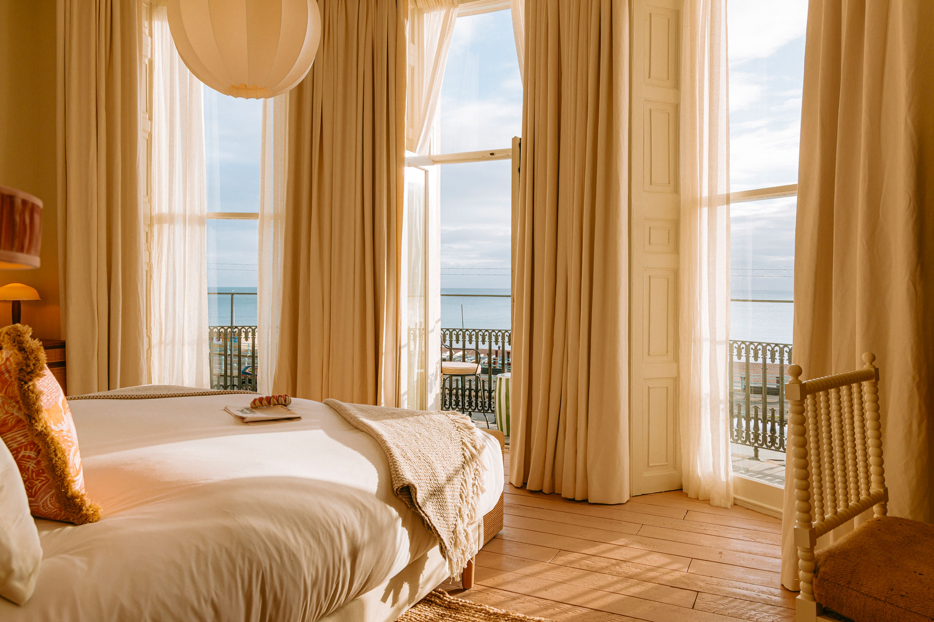 Brighton sea views at the No.124 GuestHouse hotel 