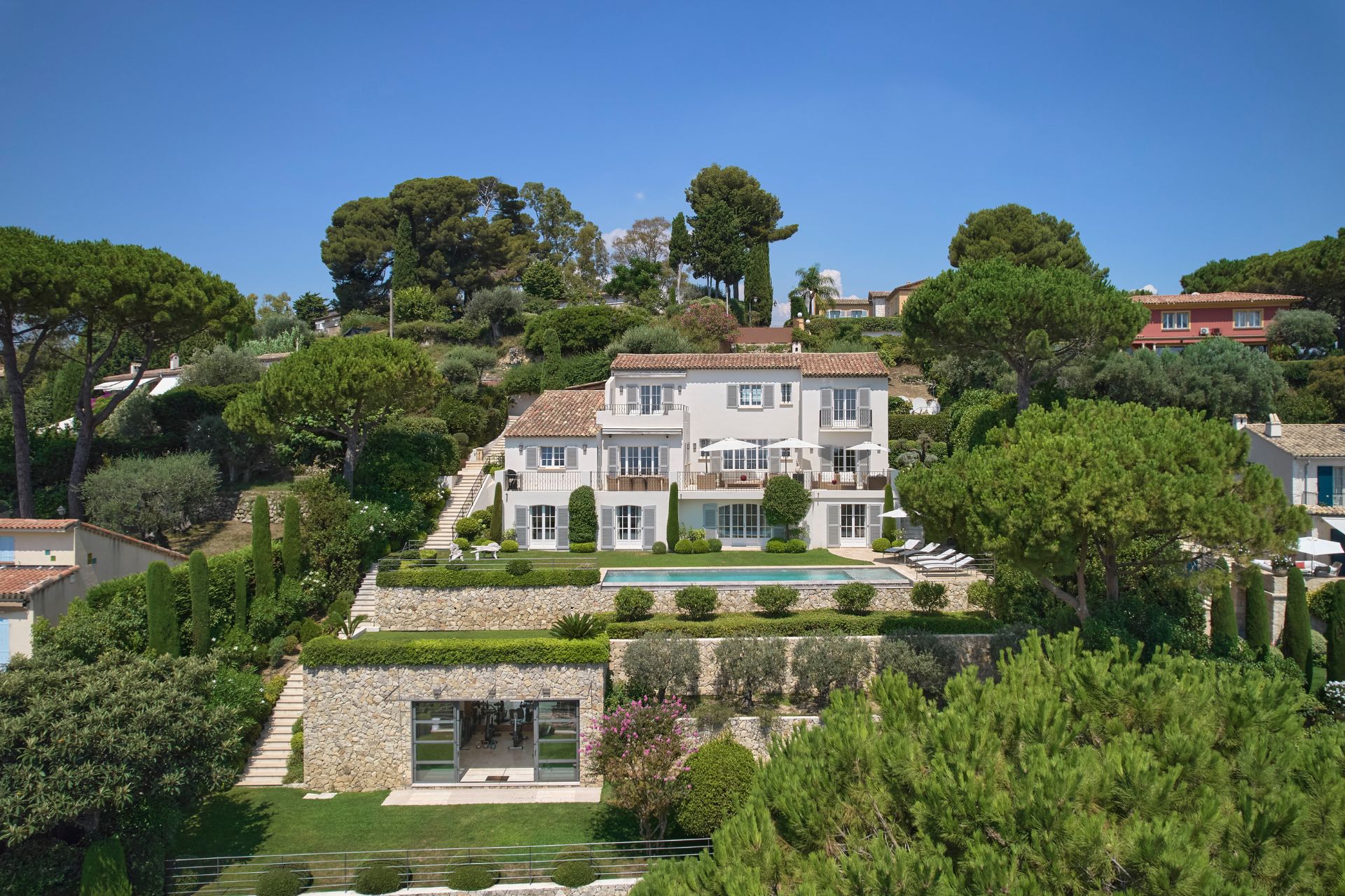 French Riviera villa with pool and sweeping gardens