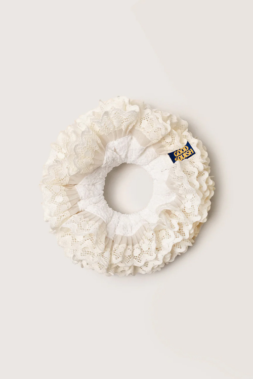 Good Squish White Scrunchie