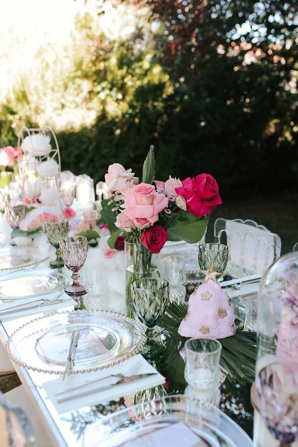 How To Host A Spring Dinner Party, According To The Experts