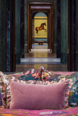 A bed in the National Gallery