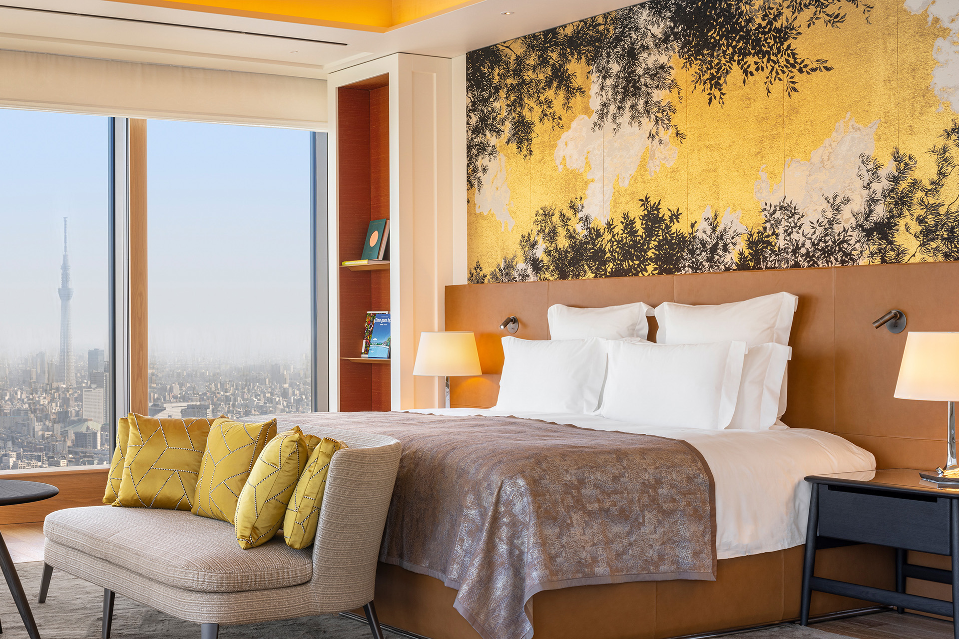 Bed in The Bulgari Suite