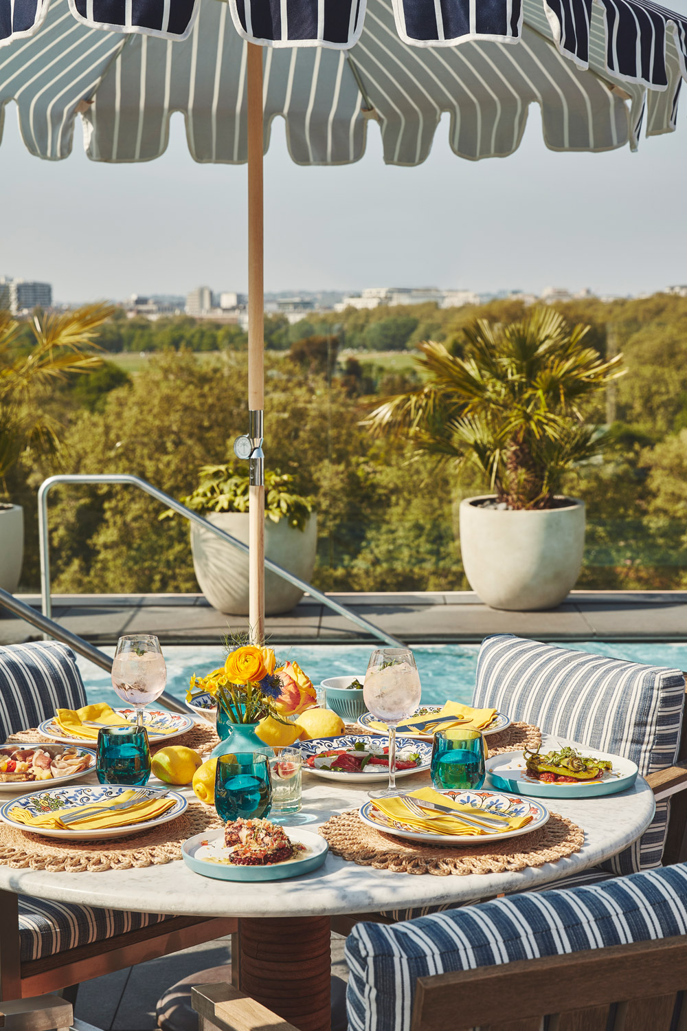 The Berkeley’s Rooftop Bar Is Back With A Capri-Inspired Look