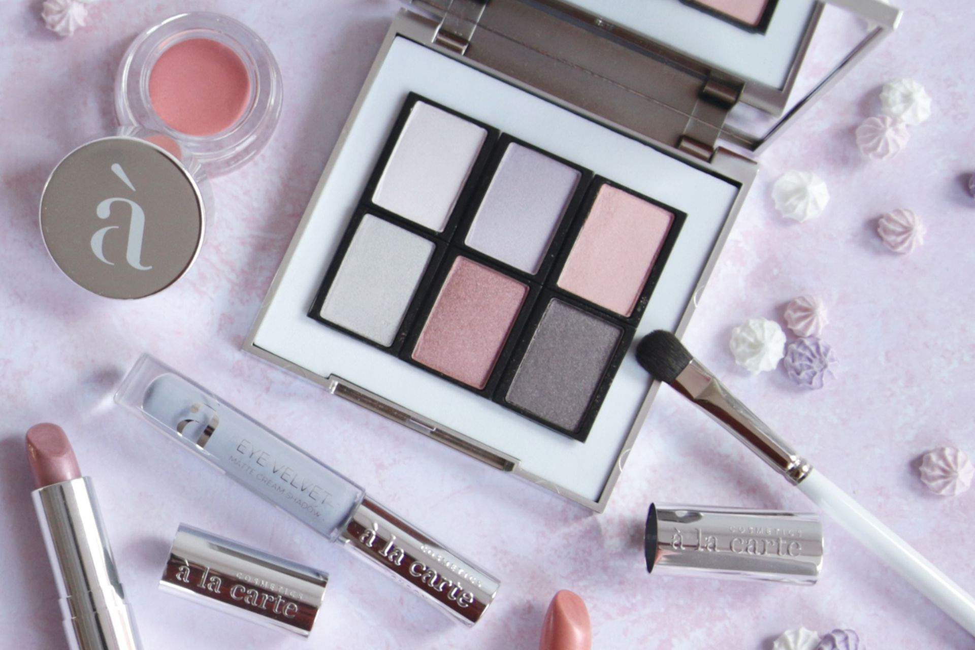 Cosmetics a La Carte eyeshadow palette
