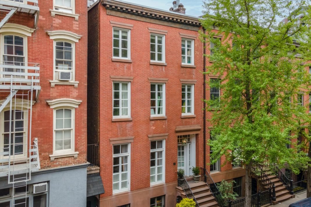 Exterior of red brick New York townhouse