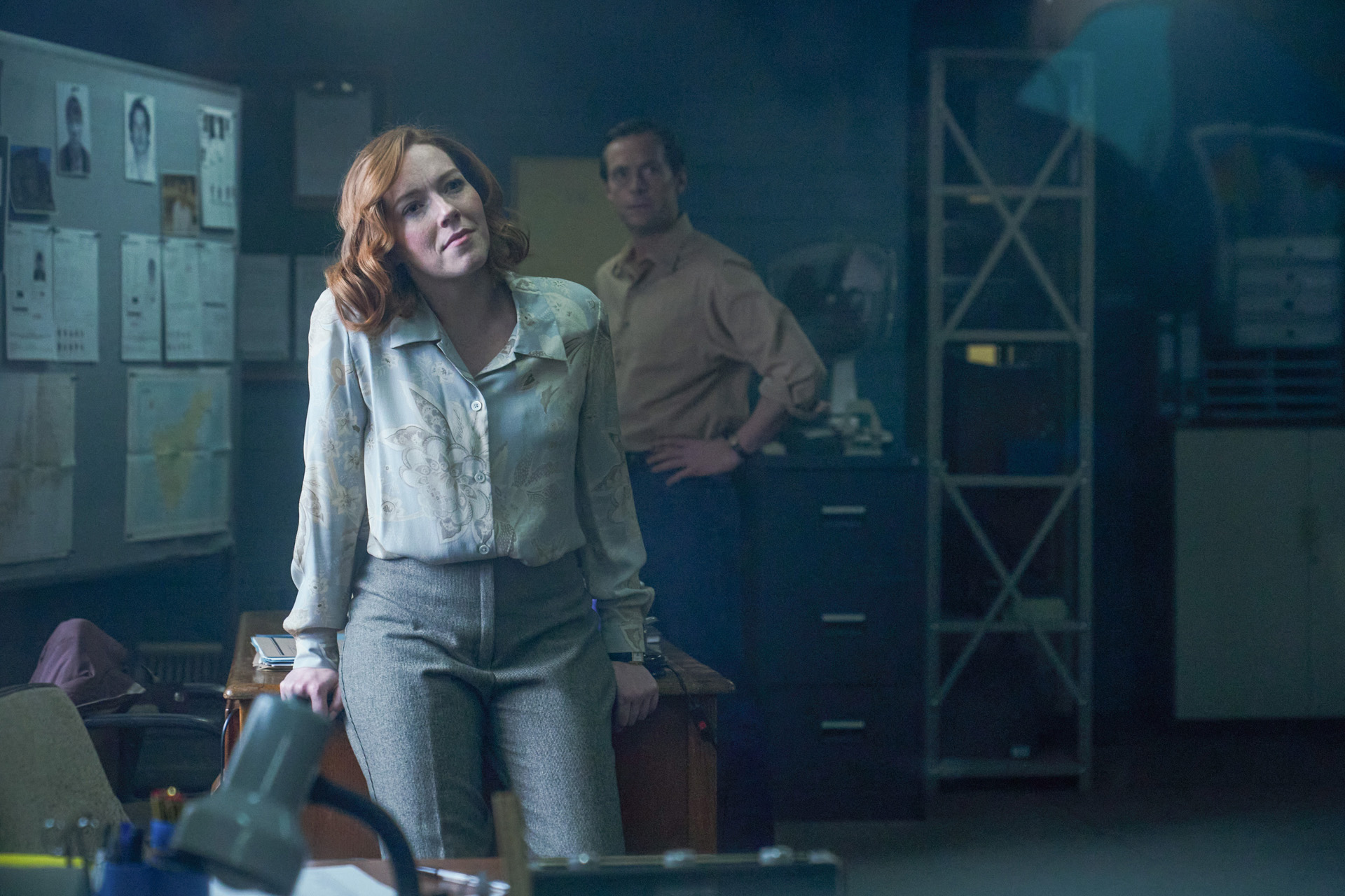 Nicki Jennings (CHARLOTTE SPENCER) & Tony Lundy (STEPHEN CAMPBELL MOORE) in The Gold series 2