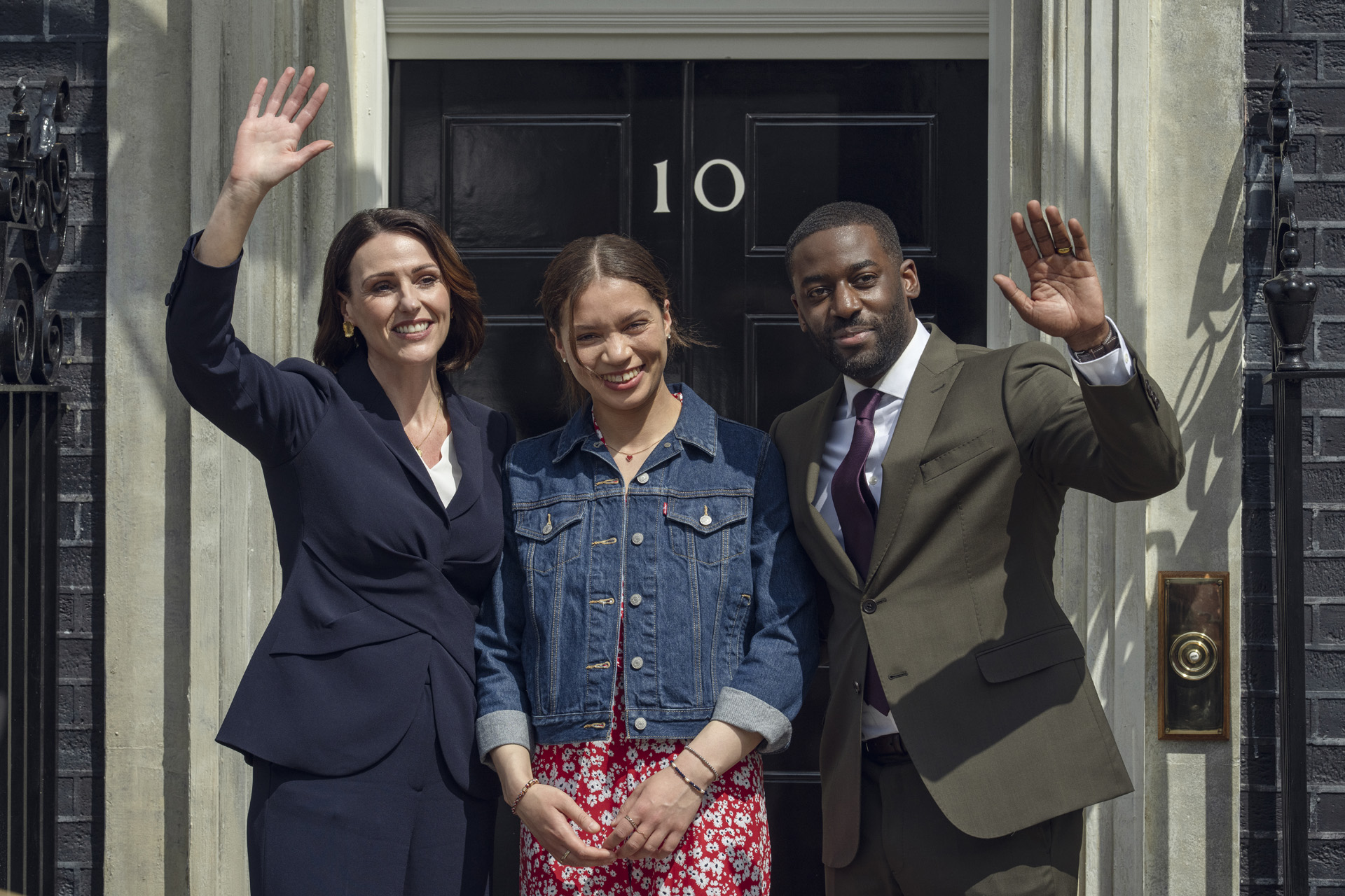 Suranne Jones, Isobel Akuwudike and Ashley Thomas in Hostage