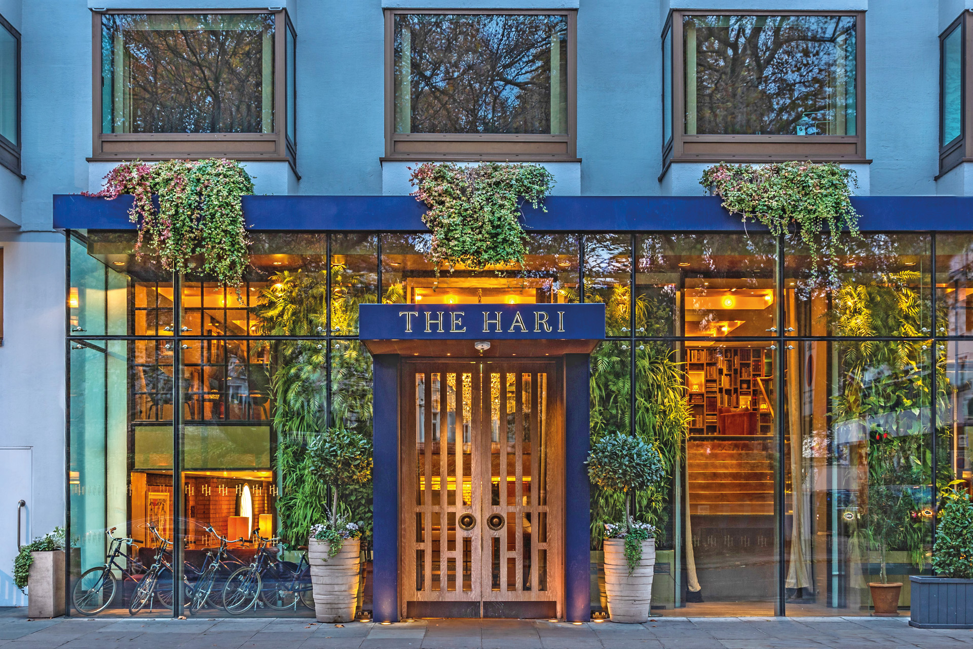 The Hari Exterior