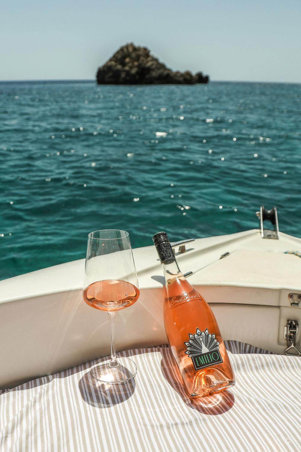 6 Drinks Trends Set To Dominate Summer 2025, According To Experts