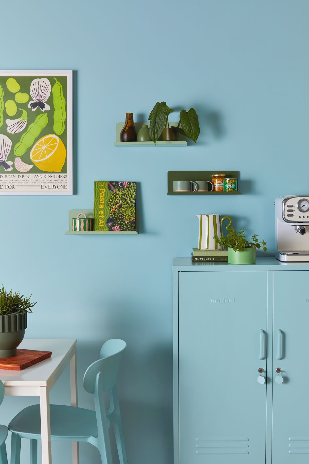 It’s Official: Blue Is The Colour Of The Summer
