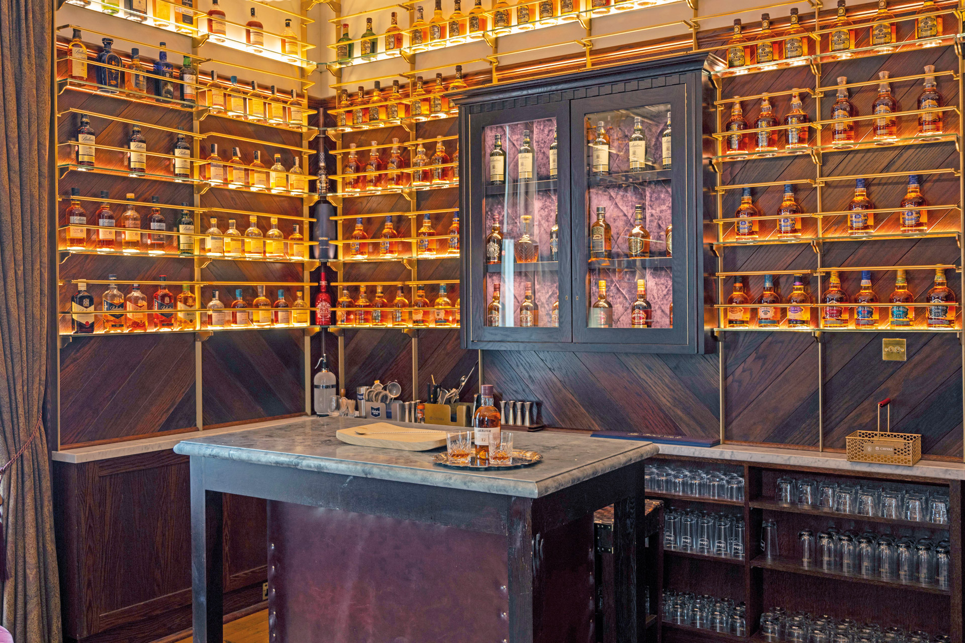 Whisky room at Linn House