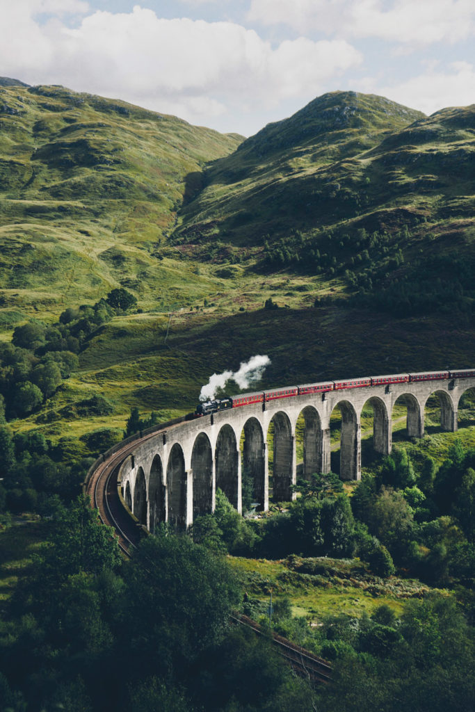 Here's How You Can Ride The Iconic Golden Arrow Pullman Train For Just £10