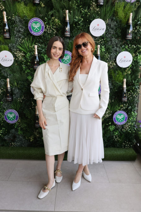 Lily Collins & Isla Fisher