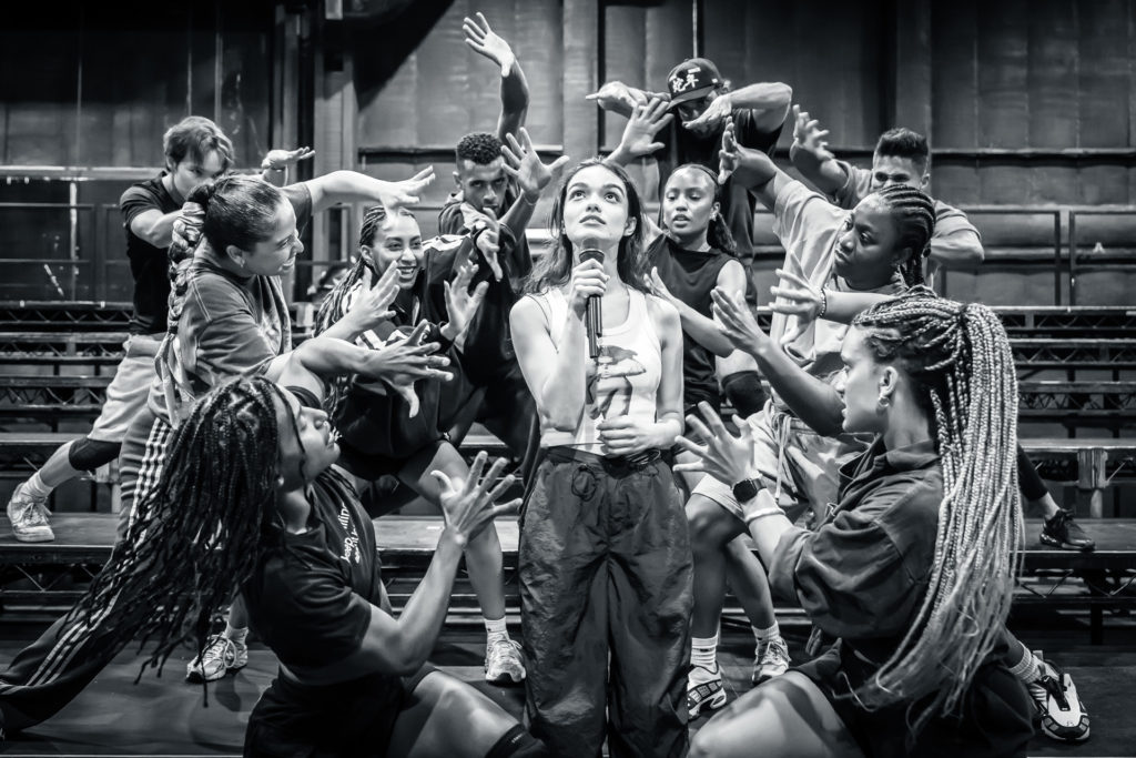 Rachel Zegler and cast of Evita