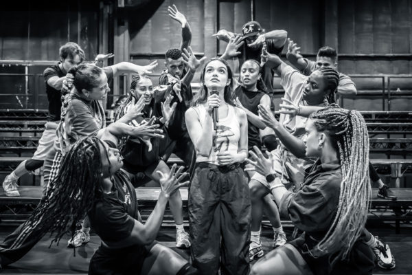 Rachel Zegler and cast of Evita