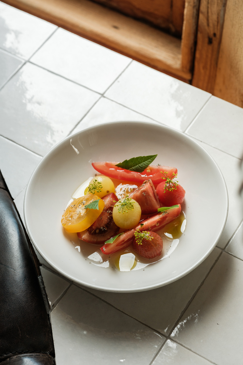 A dish of tomatoes