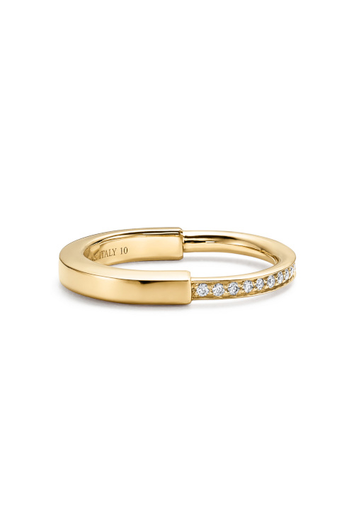 Gold lock ring