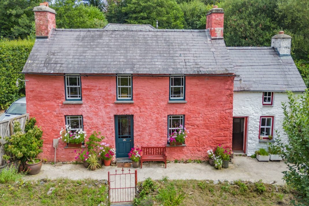 Three Welsh Cottages (And Lake) Perfect For Communal Countryside Living