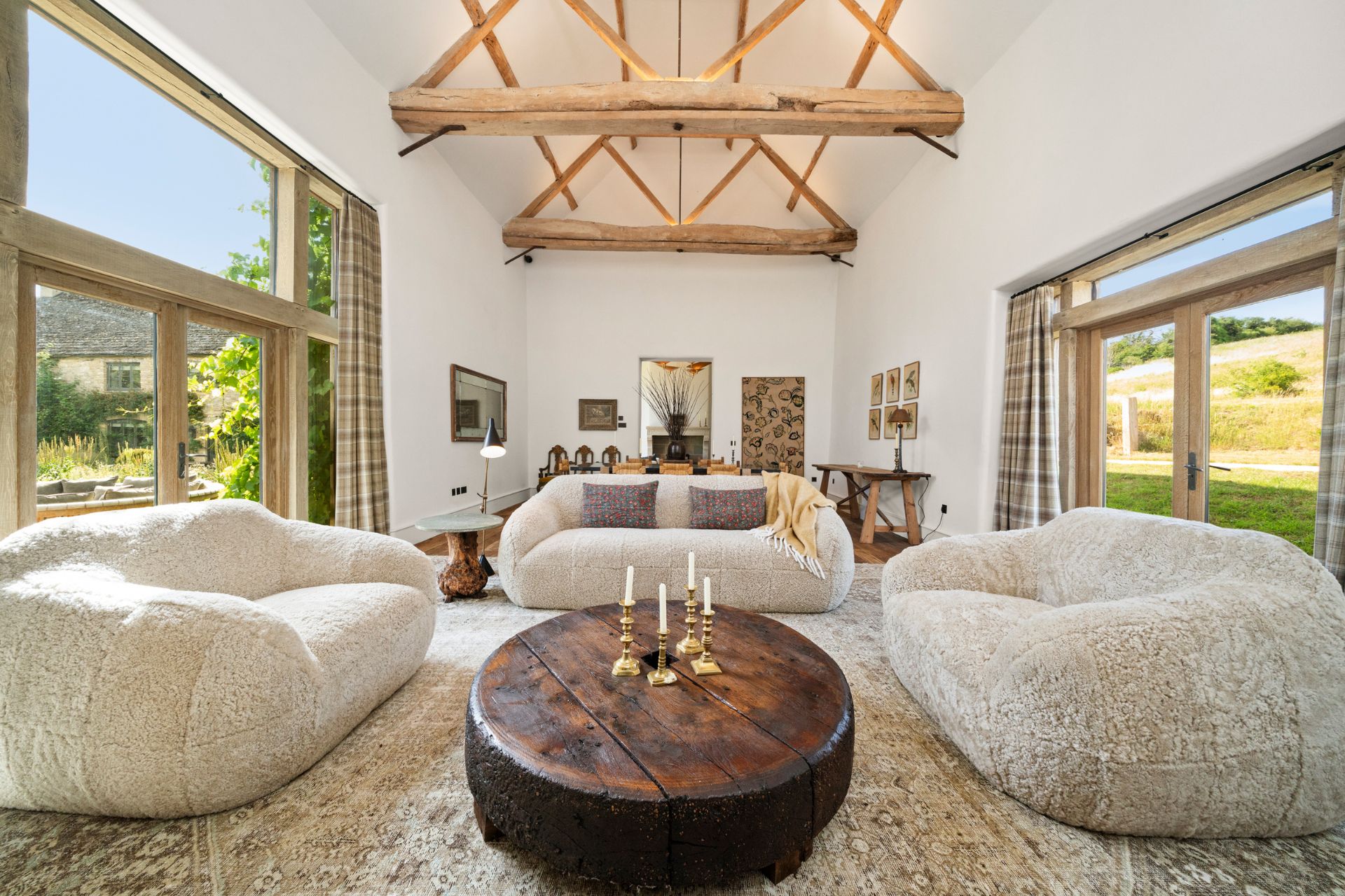Living room | Ellen DeGeneres cotswolds home