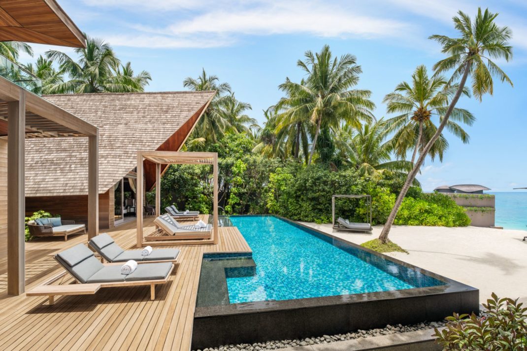 Is This Resort The White Lotus Of The Maldives?