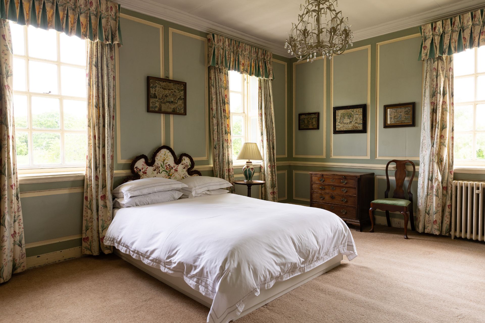Leacon Hall bedroom