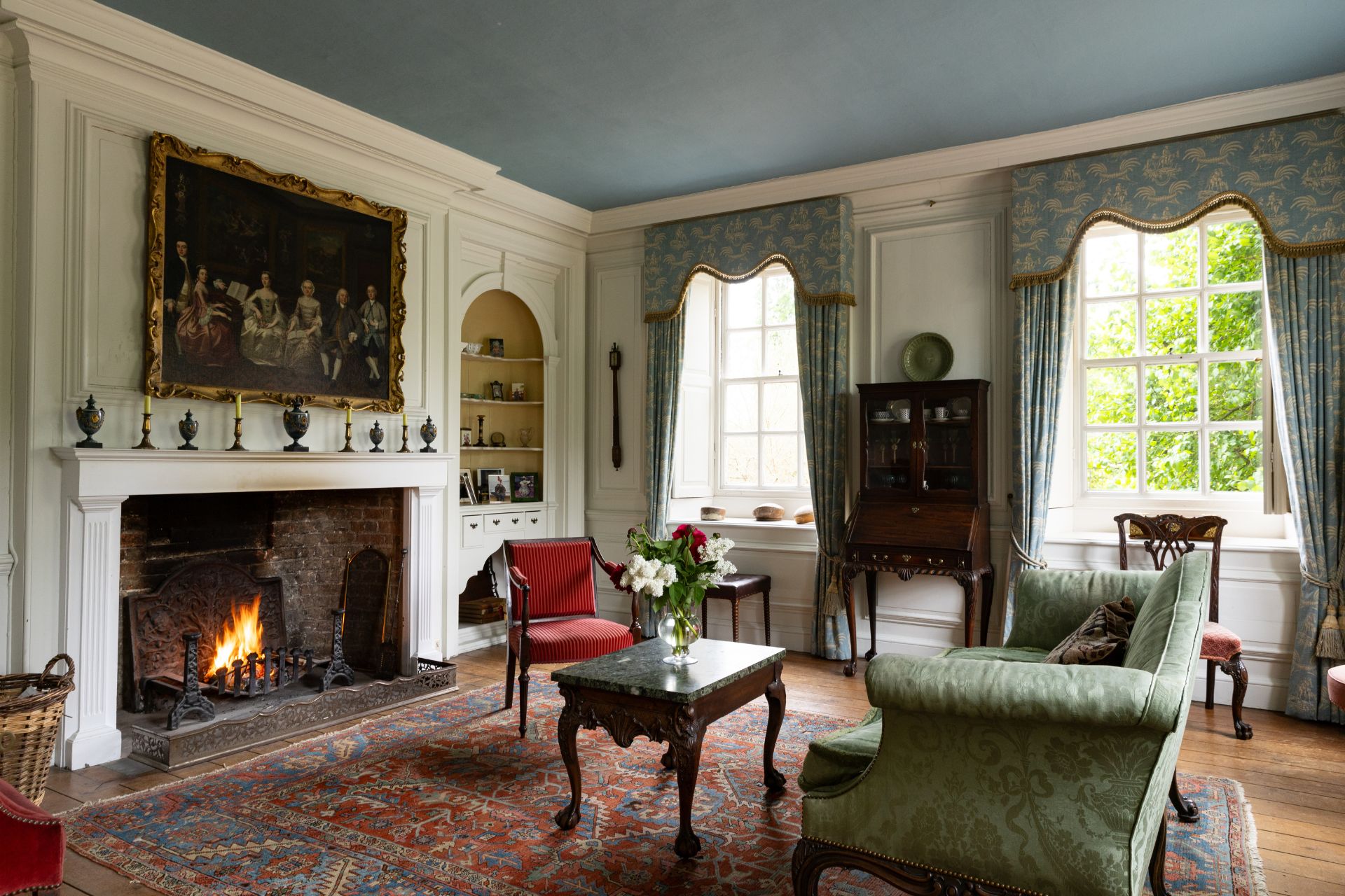 Leacon Hall living room