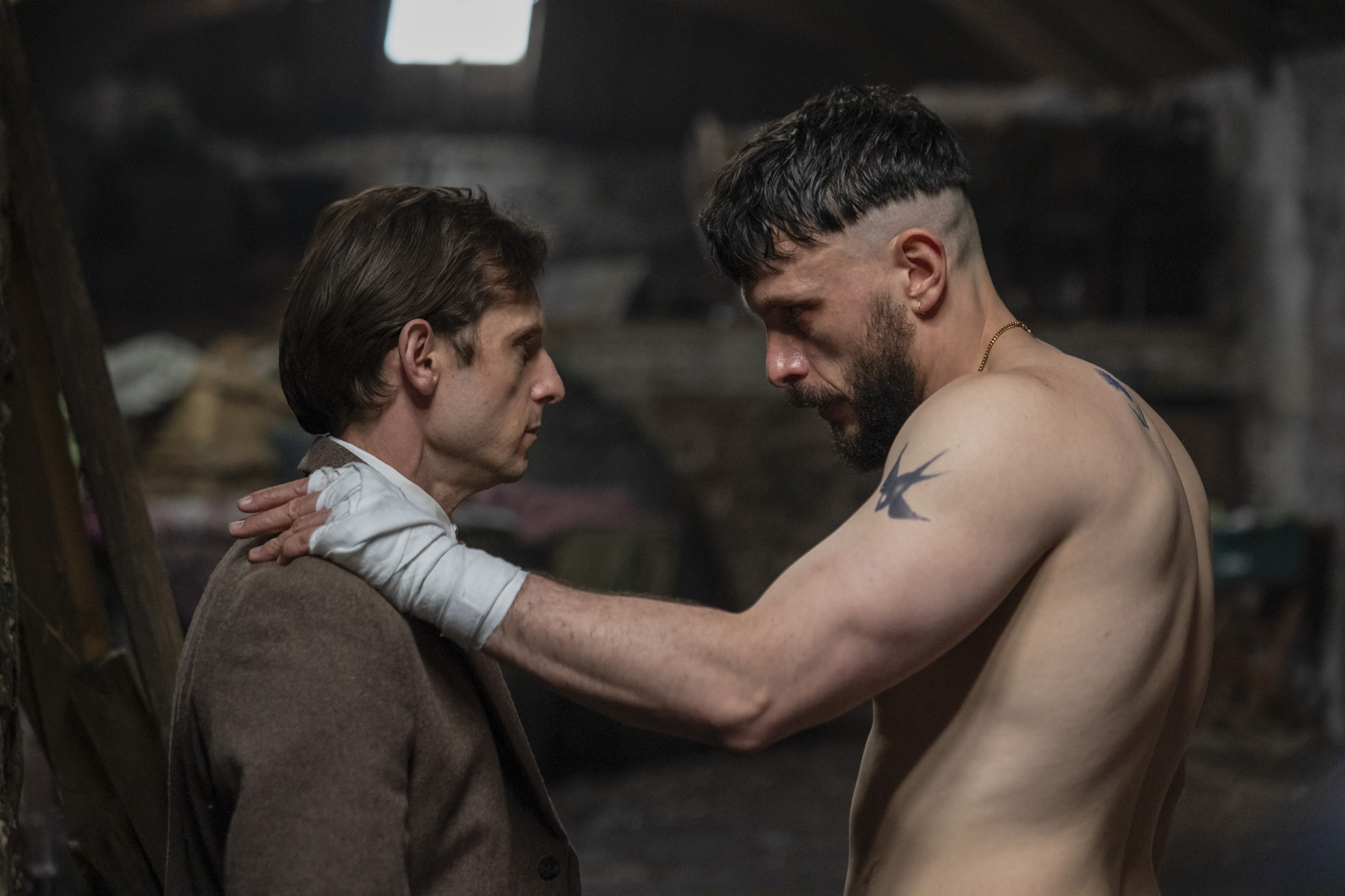 Niall (JAMIE BELL) & Ruben (RICHARD GADD) in Half Man.