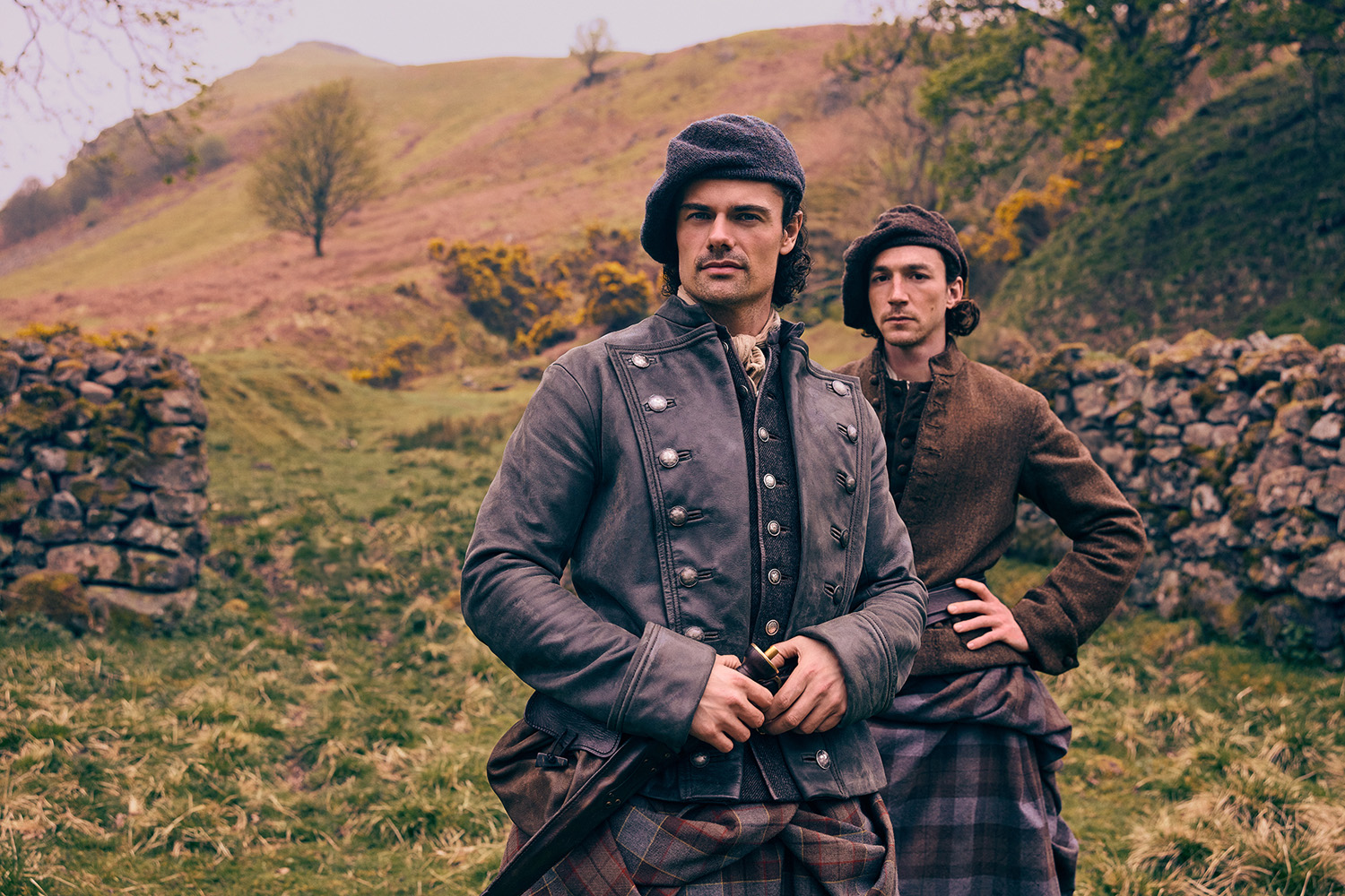 Jamie Roy (Brian Fraser) & Rory Alexander (Murtagh Fitzgibbons Fraser) in Outlander: Blood of My Blood