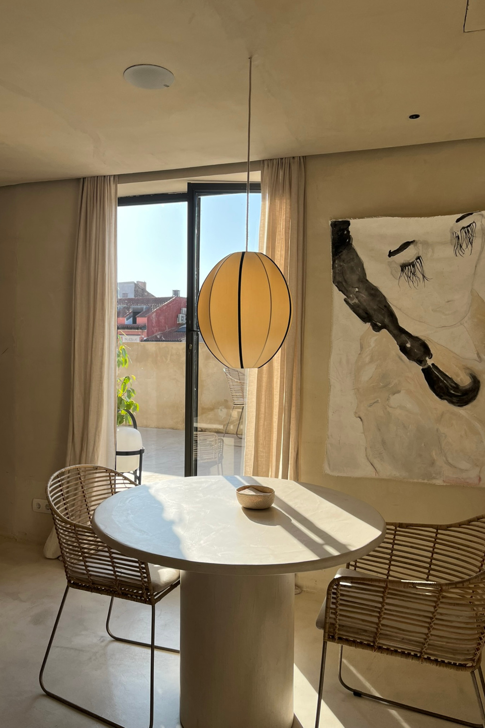 Breakfast room at Hotel Avenida