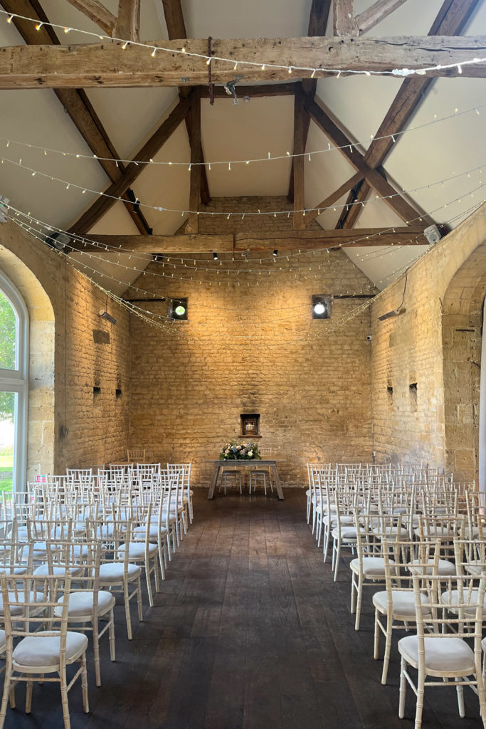 Lapstone Barn wedding ceremony venue