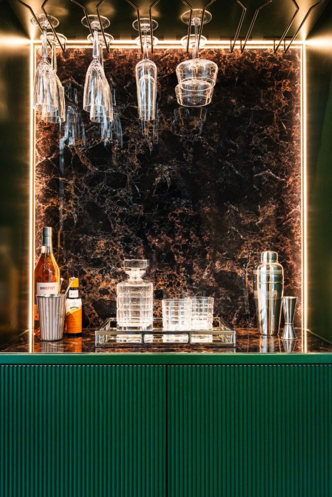 Want To Up Your Hosting Game? How To Design The Perfect Home Bar
