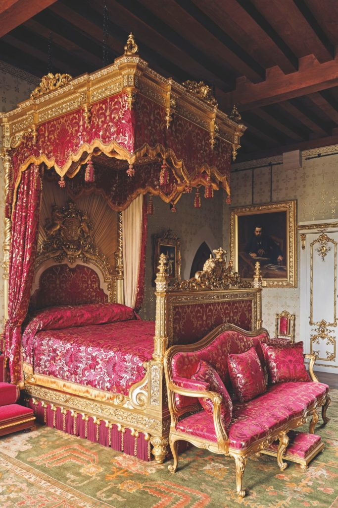 How Queen Victoria's Abandoned Bedroom Was Restored To Its Former Majesty