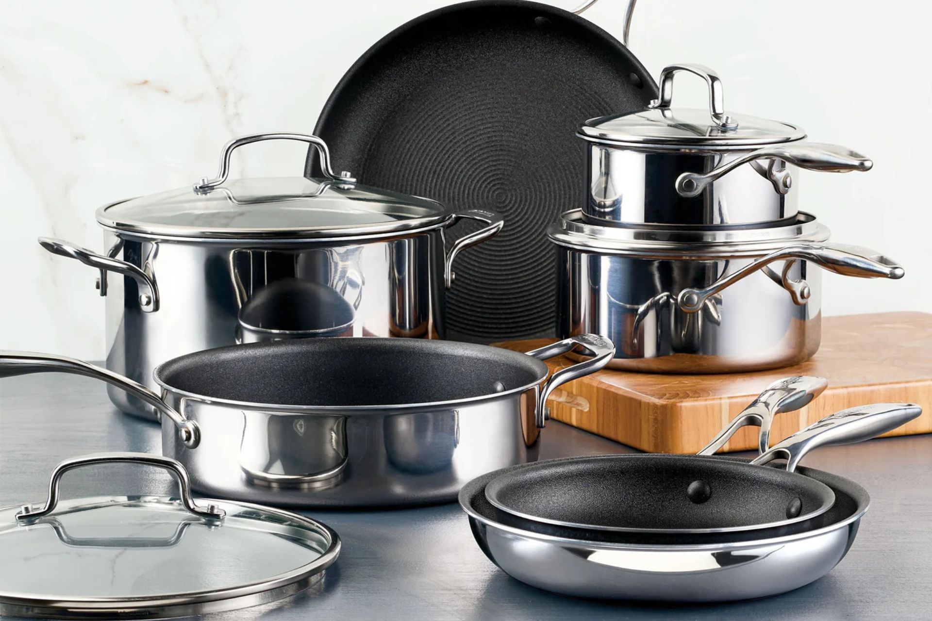 Circulon pots and pans