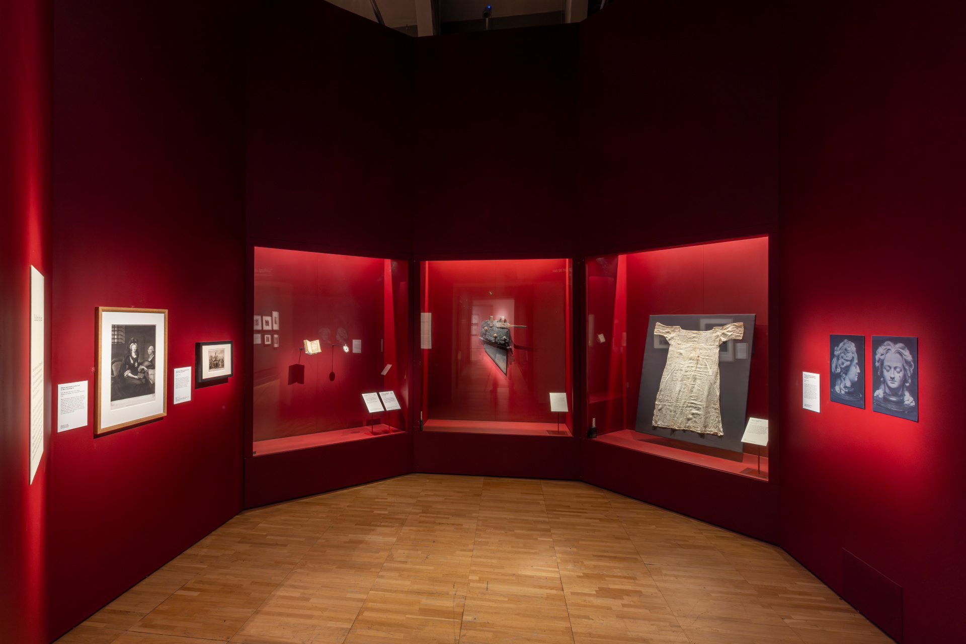 Dark exhibition room