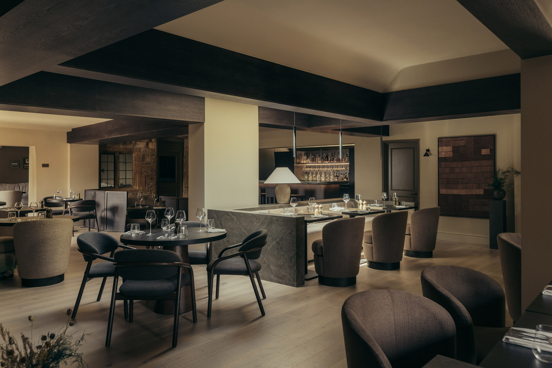 The bar and restaurant at Hyll hotel