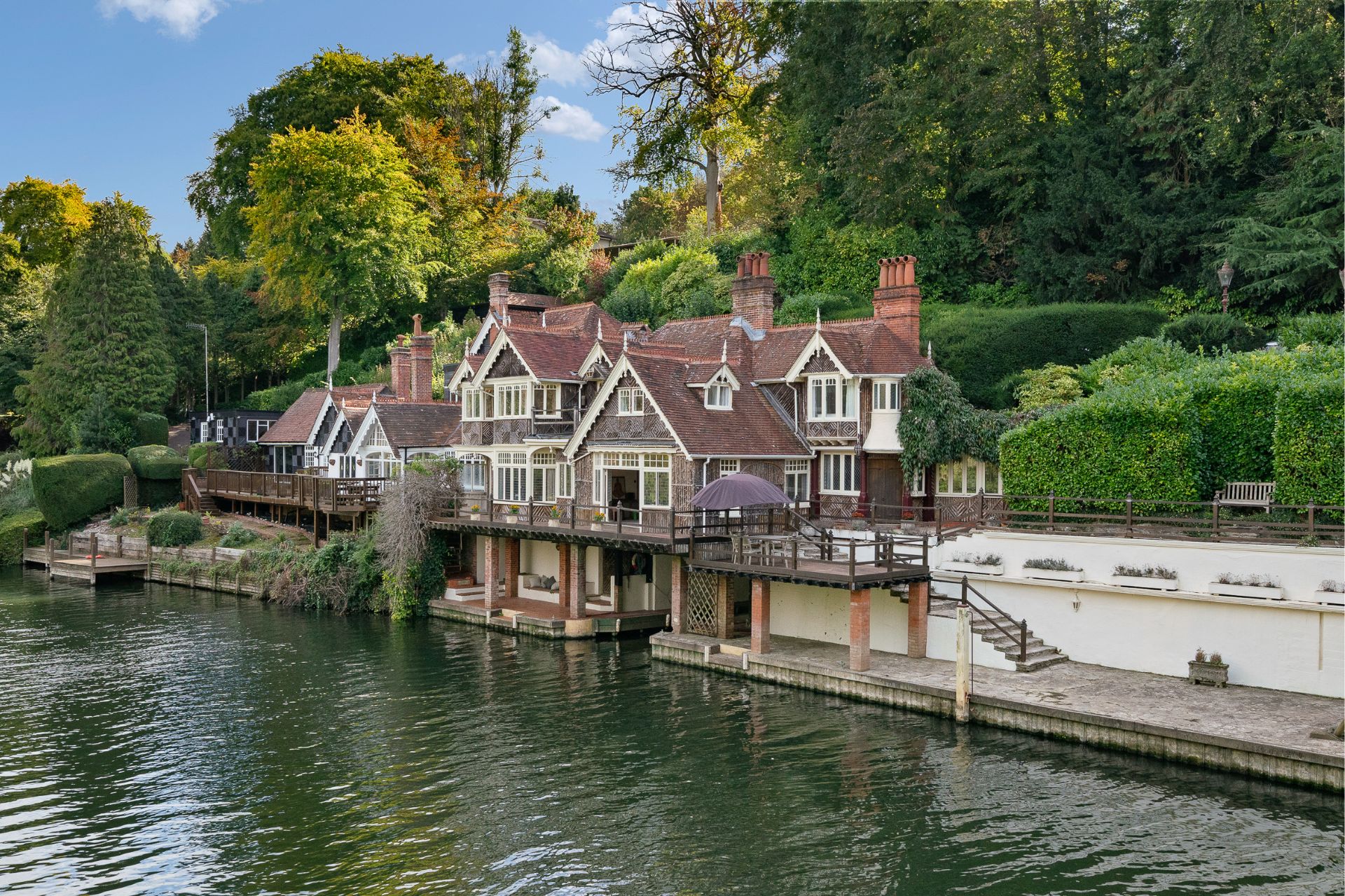 Thames private island