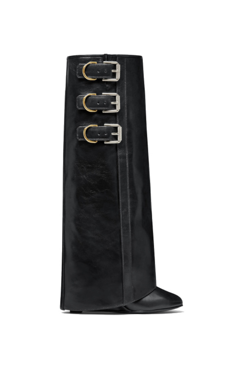 Black boot