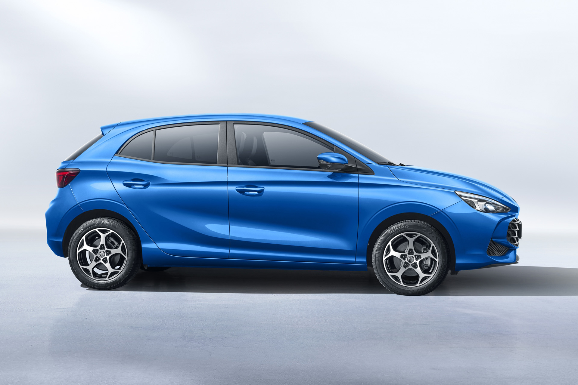 MG3 in blue