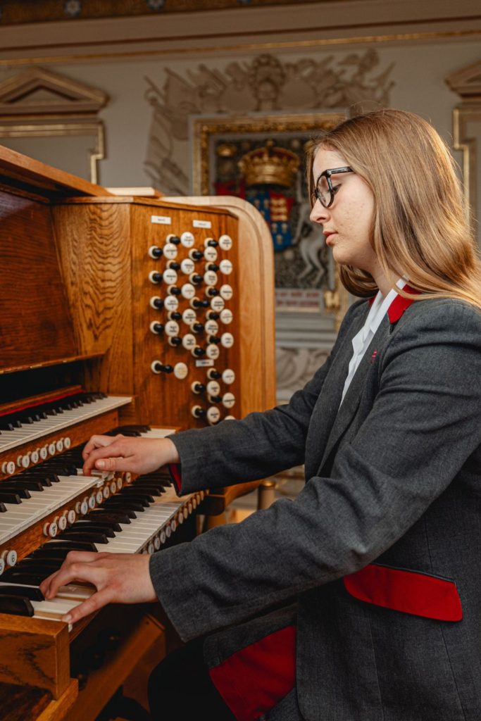 Independent School News: October Week 3