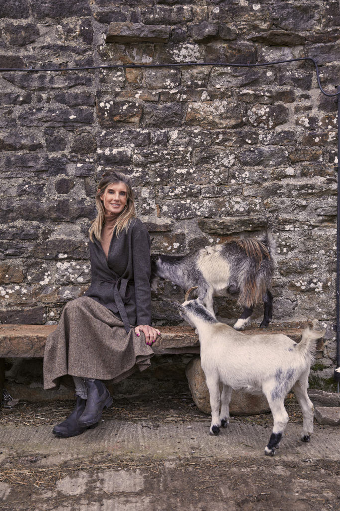 Amanda Owen On Writing, Parenting, Farming (& Repeat)