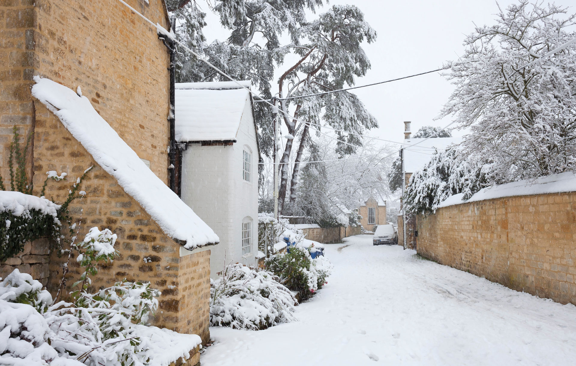 A snowy street down Chipping Camden